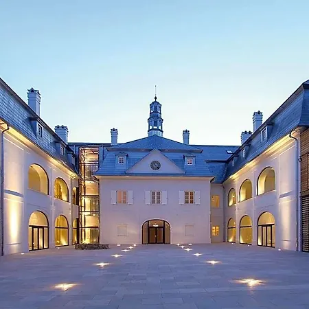 Chateau Gbelany 4* Oscadnica