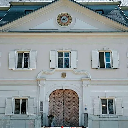 Chateau Gbelany Oscadnica