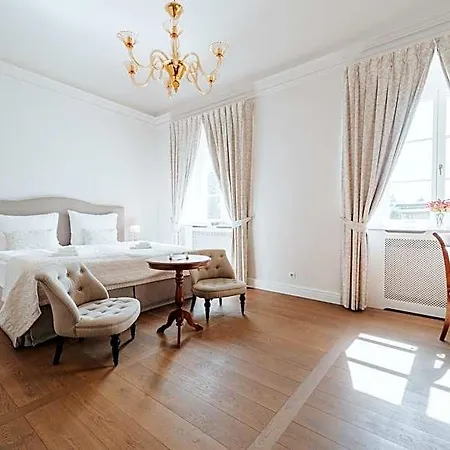 Chateau Gbelany Hotel Oscadnica